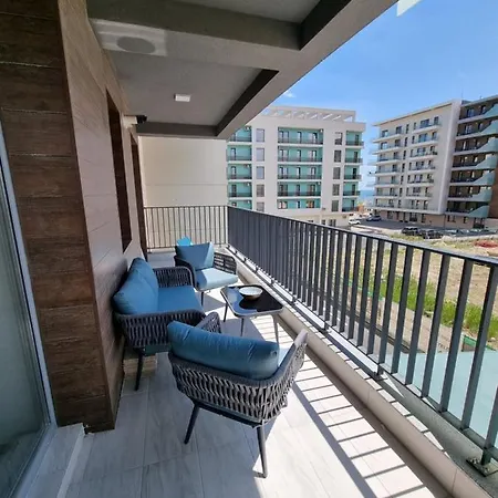 Blue Near The Sea Apartment *