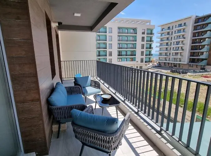 Blue Near The Sea Apartment *